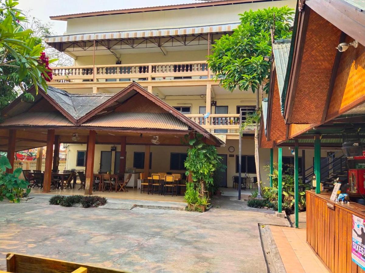 The Shire Guesthouse Chiang Mai Luaran gambar