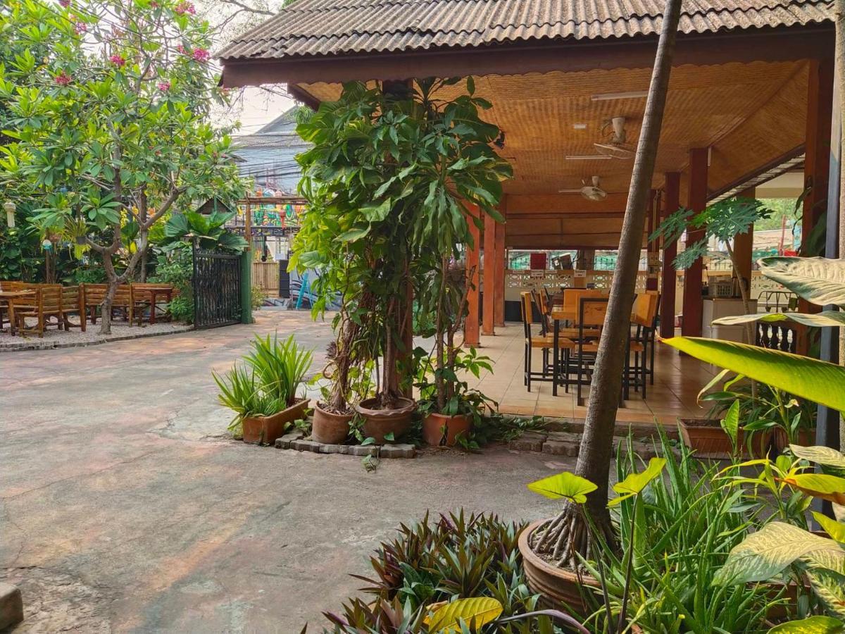 The Shire Guesthouse Chiang Mai Luaran gambar