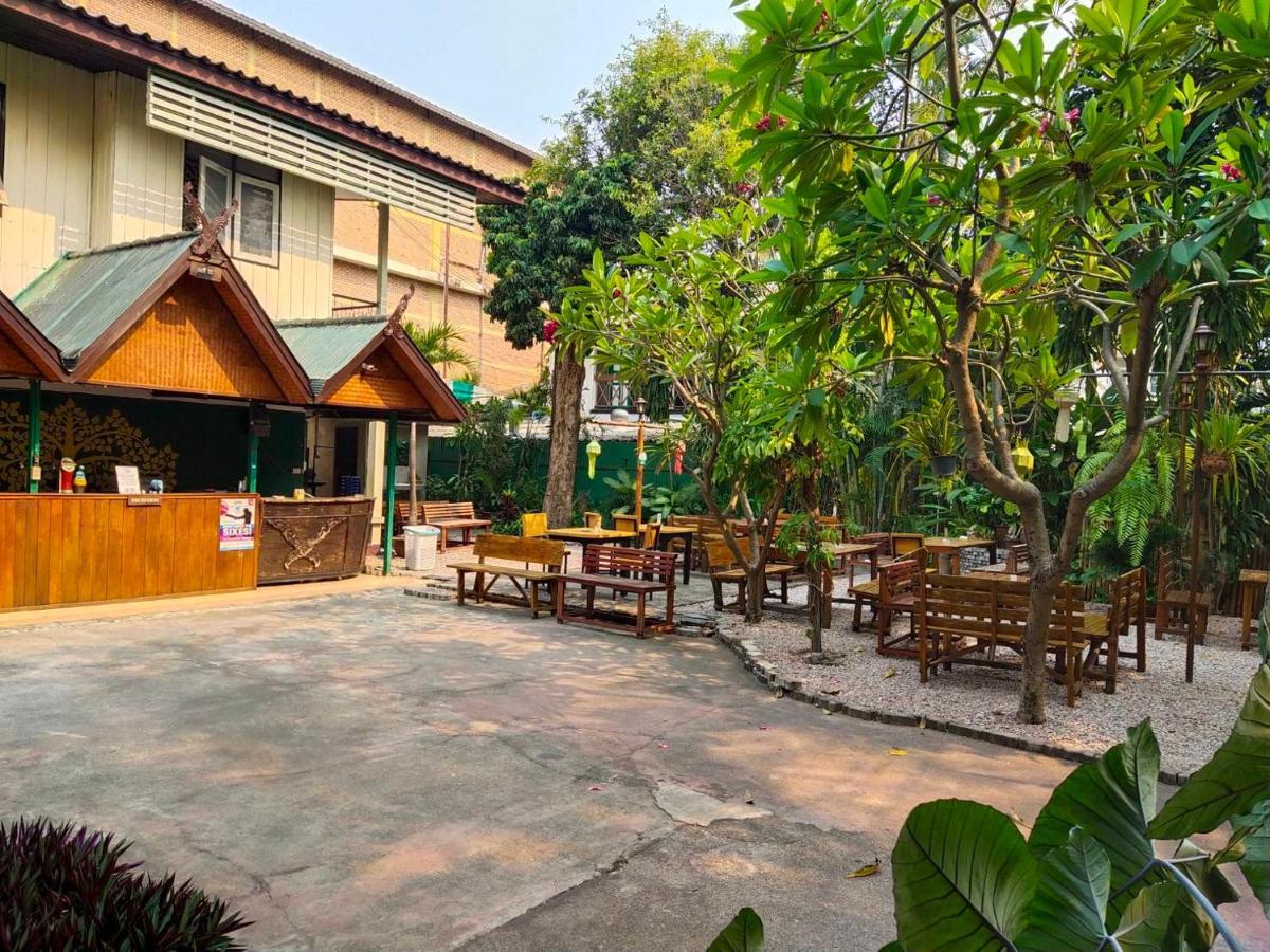 The Shire Guesthouse Chiang Mai Luaran gambar