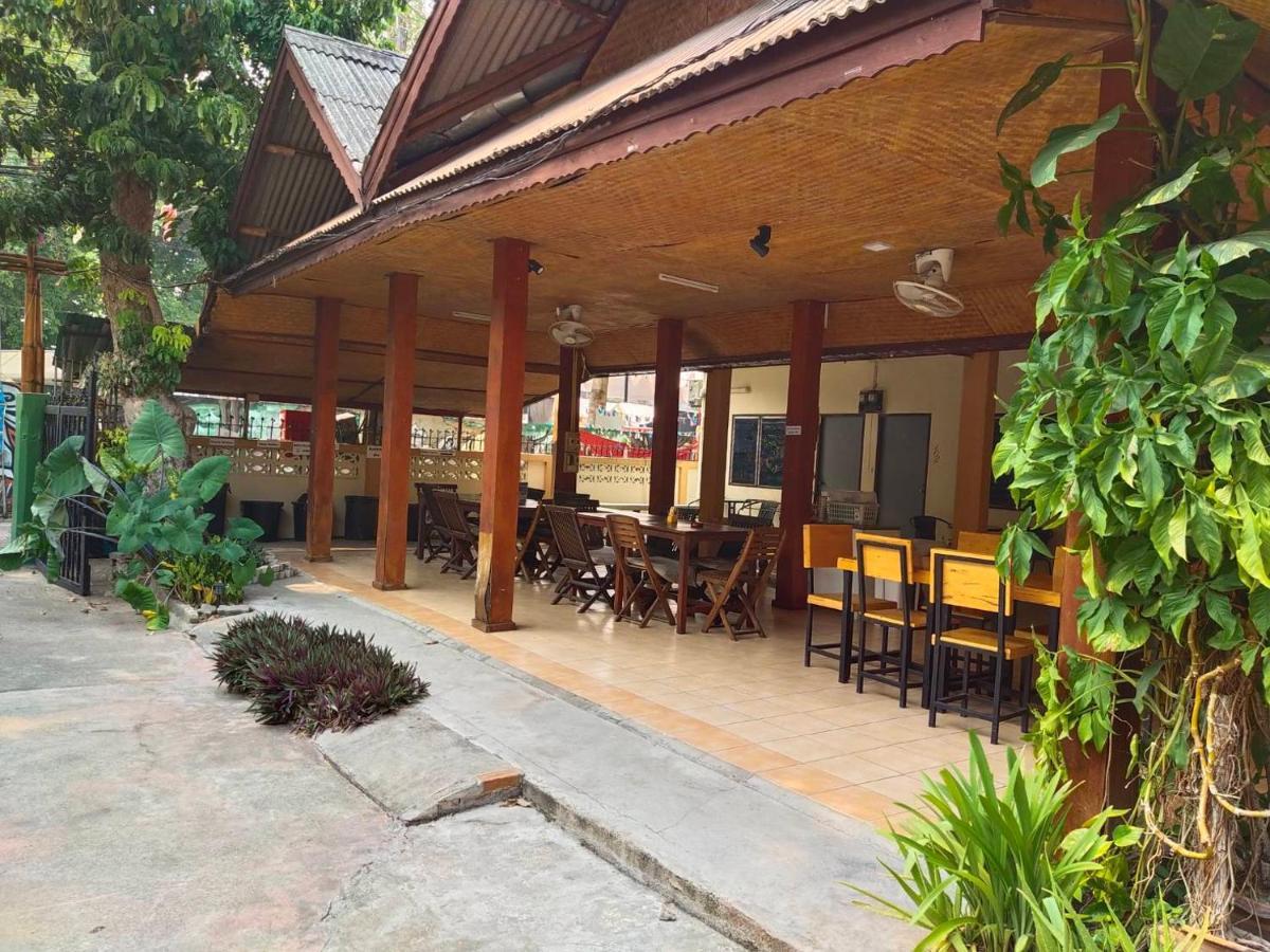 The Shire Guesthouse Chiang Mai Luaran gambar