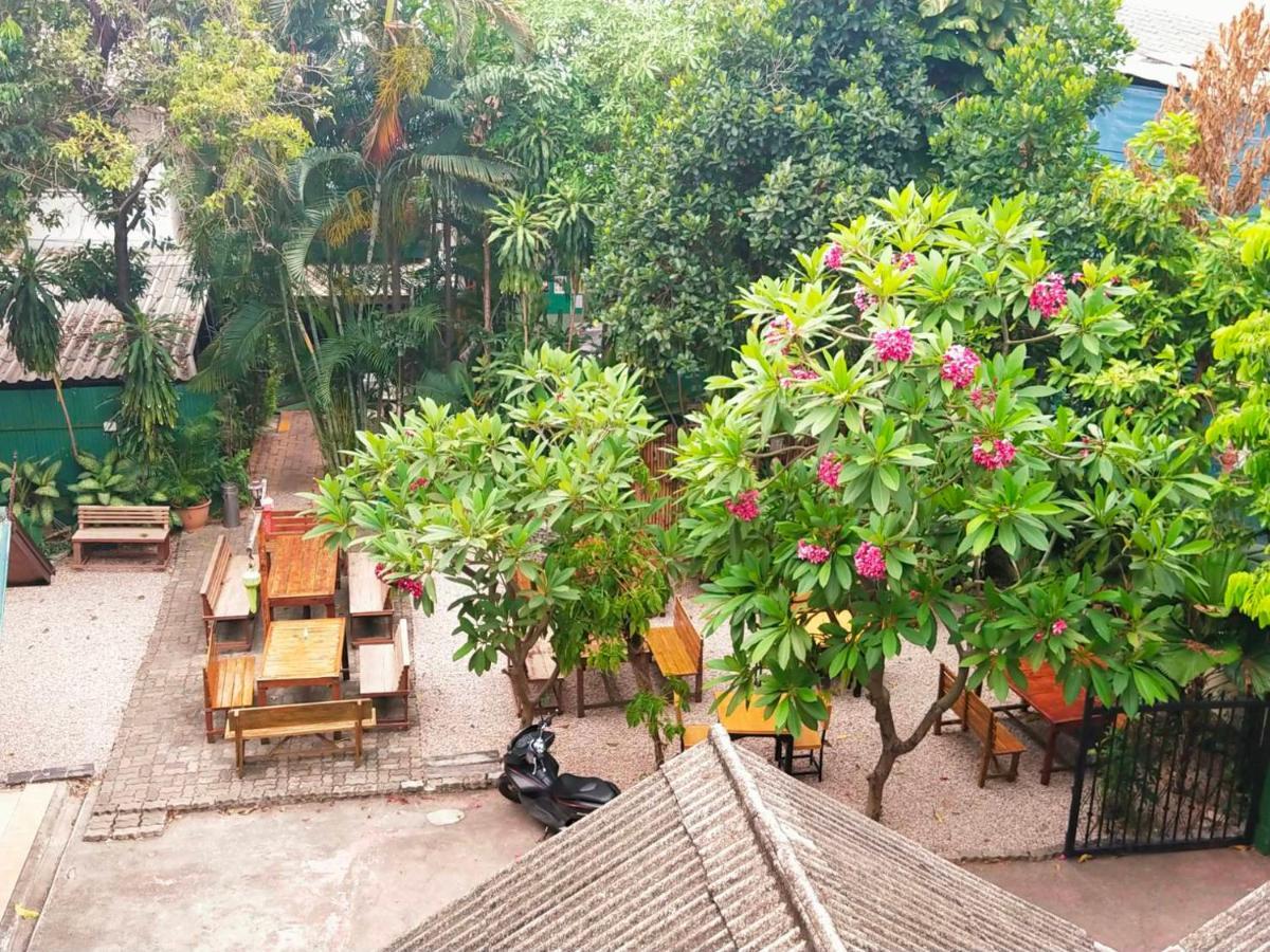 The Shire Guesthouse Chiang Mai Luaran gambar